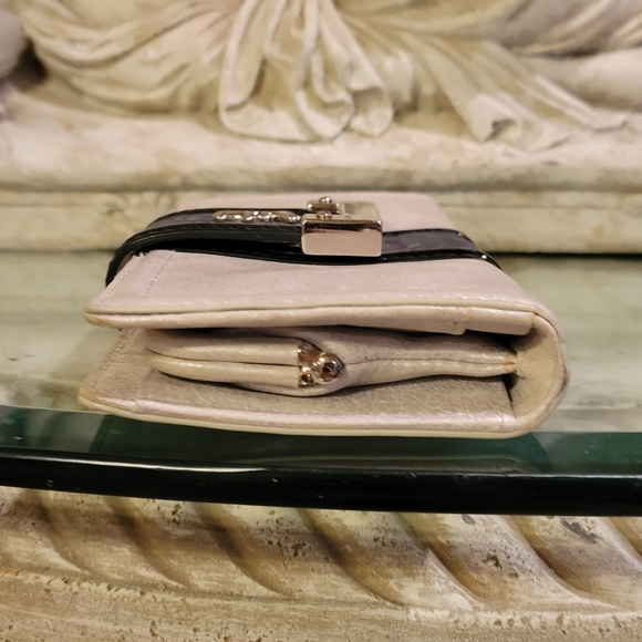 L.A.M.B. by Gwen Stefani Frosted Iridescent Clutch Wallet Luxury Designer #484 - Picture 13 of 16